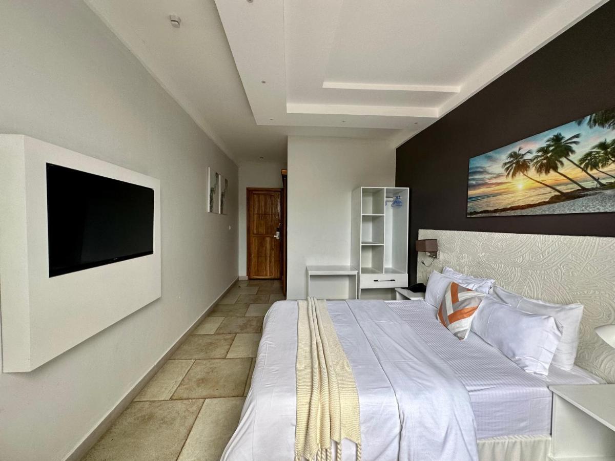 Yayo Masaki Hotel Dar es Salaam Exterior photo