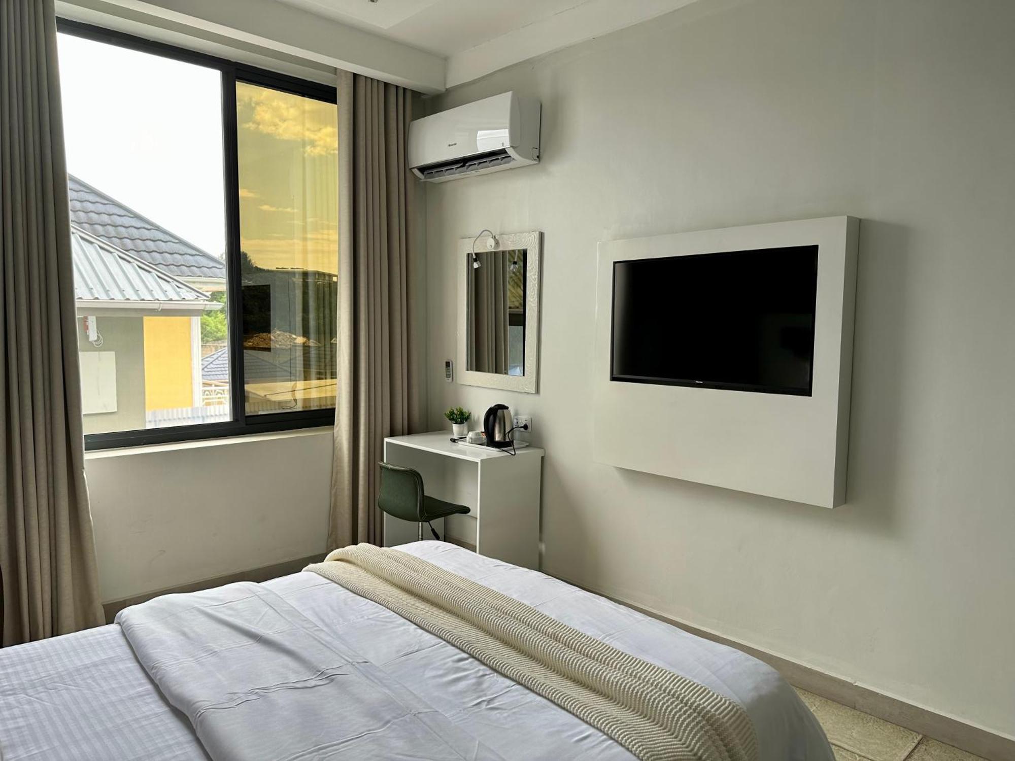Yayo Masaki Hotel Dar es Salaam Exterior photo